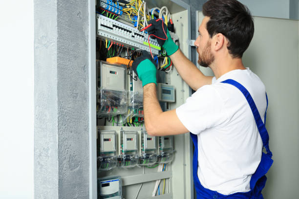 Best Licensed Electrician  in Chatsworth, IL